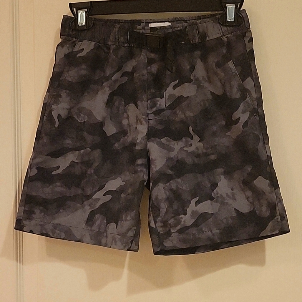 Boy's Old Navy Dryfit Grey Camo Shorts Size Large 10-12